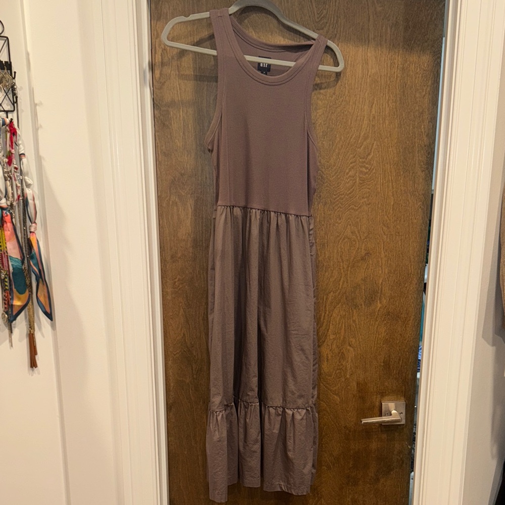 GAP Sleeveless Maxi Dress in Taupe